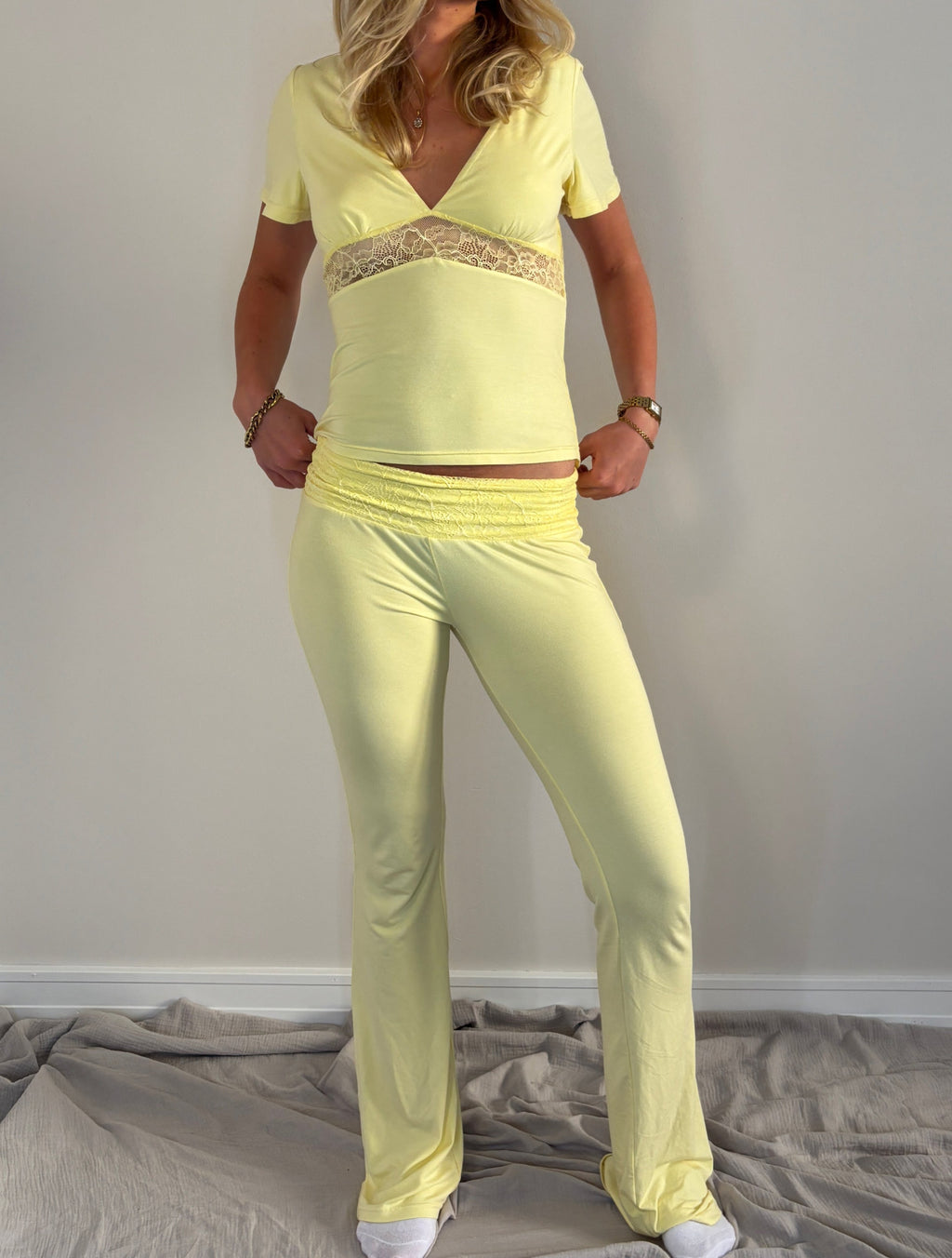 Lacy set butter